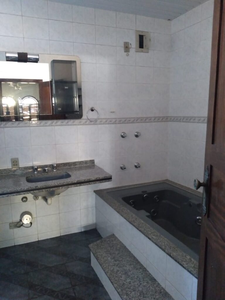 WhatsApp Image 2025-05-21 at 14.45.24 (1)